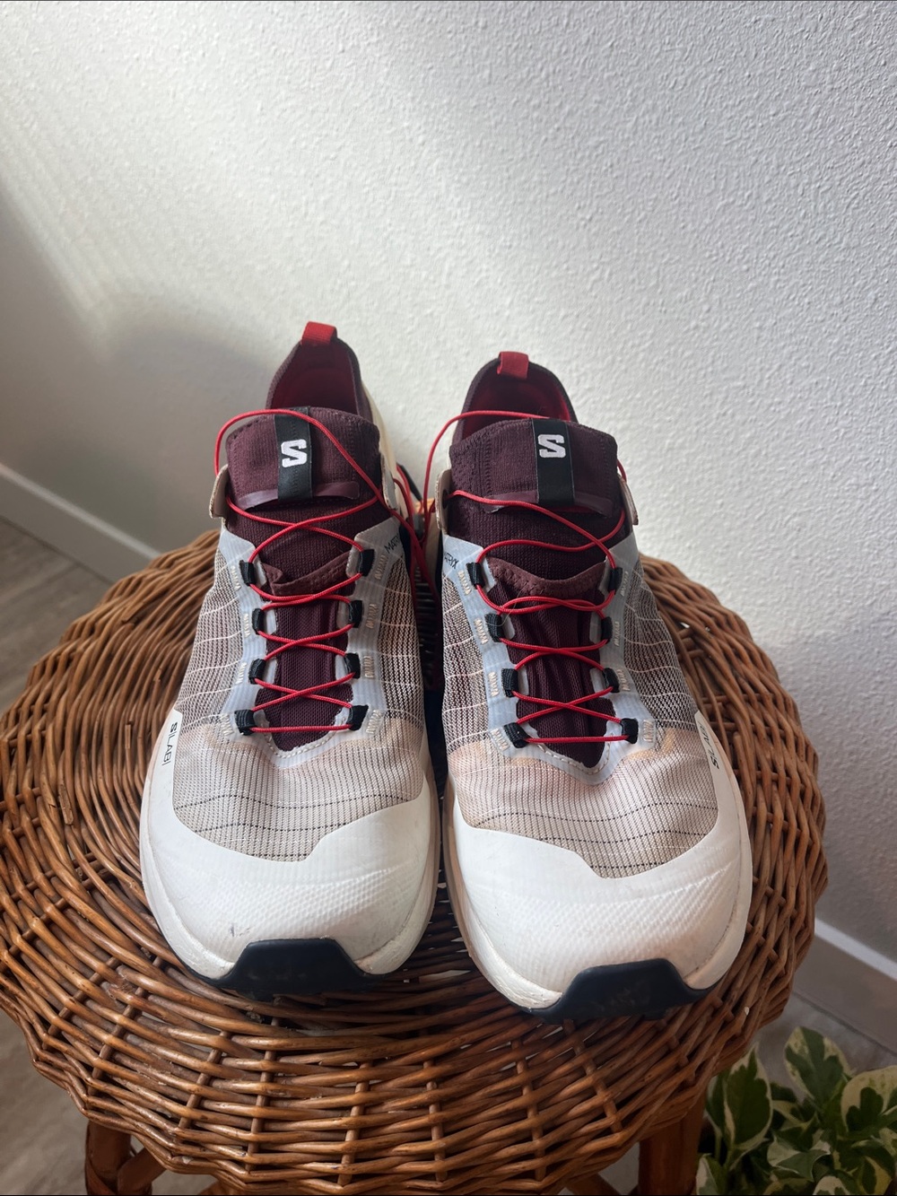 Salomon Men's White and Burgundy Trail Runners with Red Laces